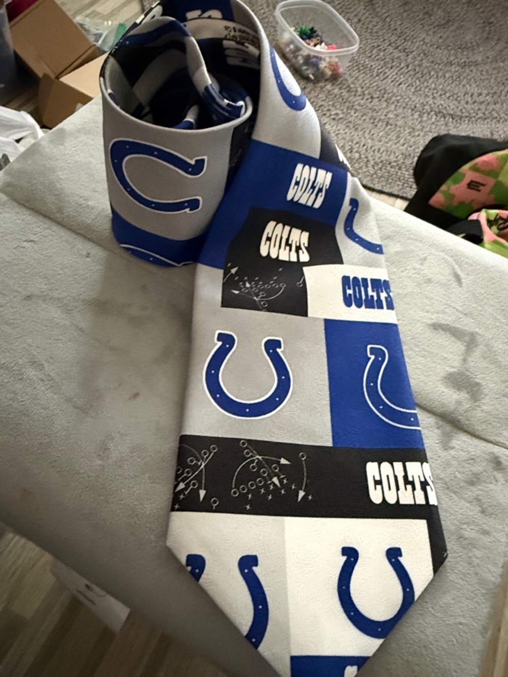 Indianapolis Colts Logo Tie - Blue, White, Black lg1